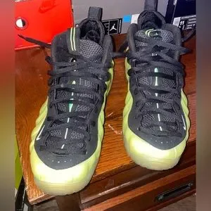 Nike | Shoes | Nike Foamposite Pro Electric Green Worn 23  display picture 1